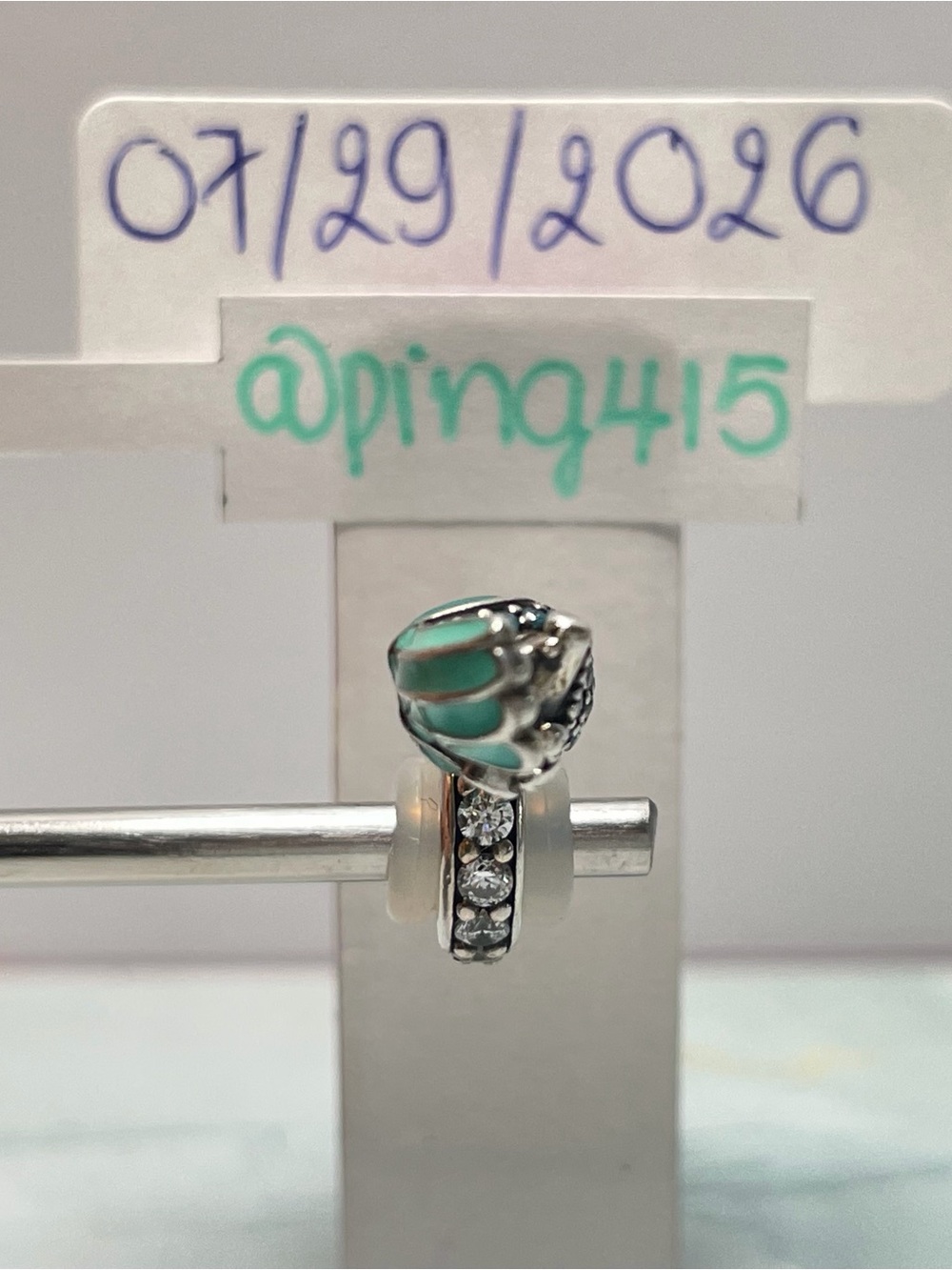 Pandora Tropical Parrot Dangle - Picture 6 of 11